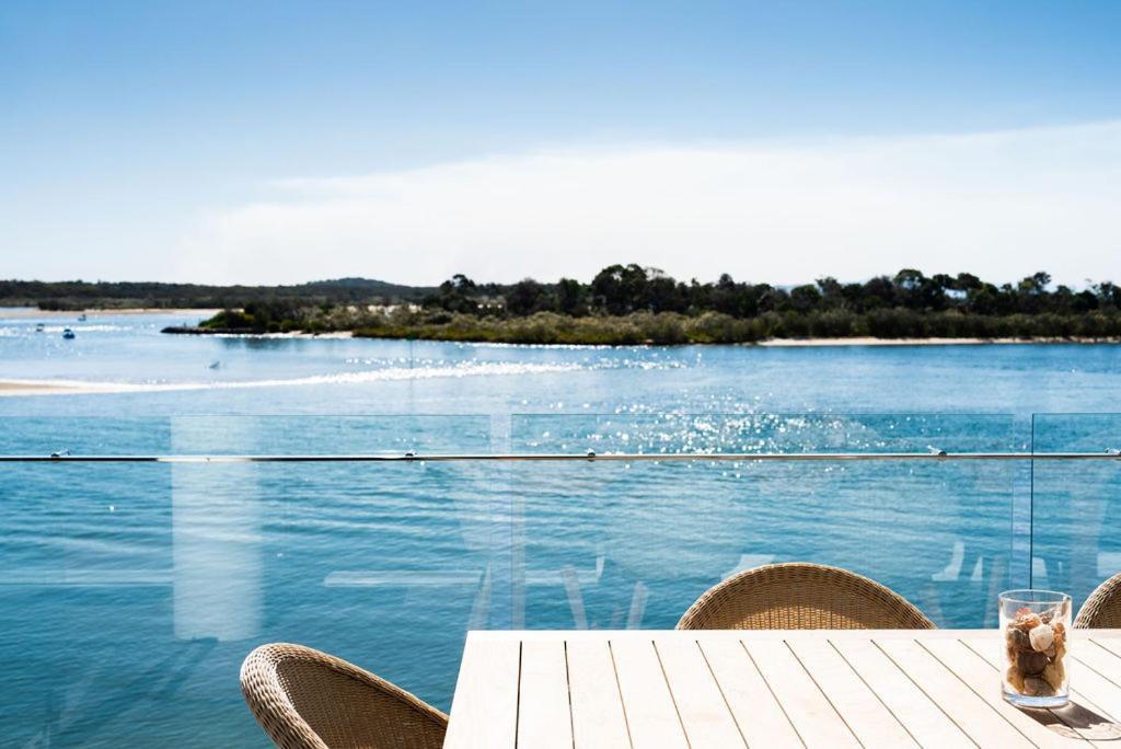 Noosa Quays Aparthotel Exteriör bild